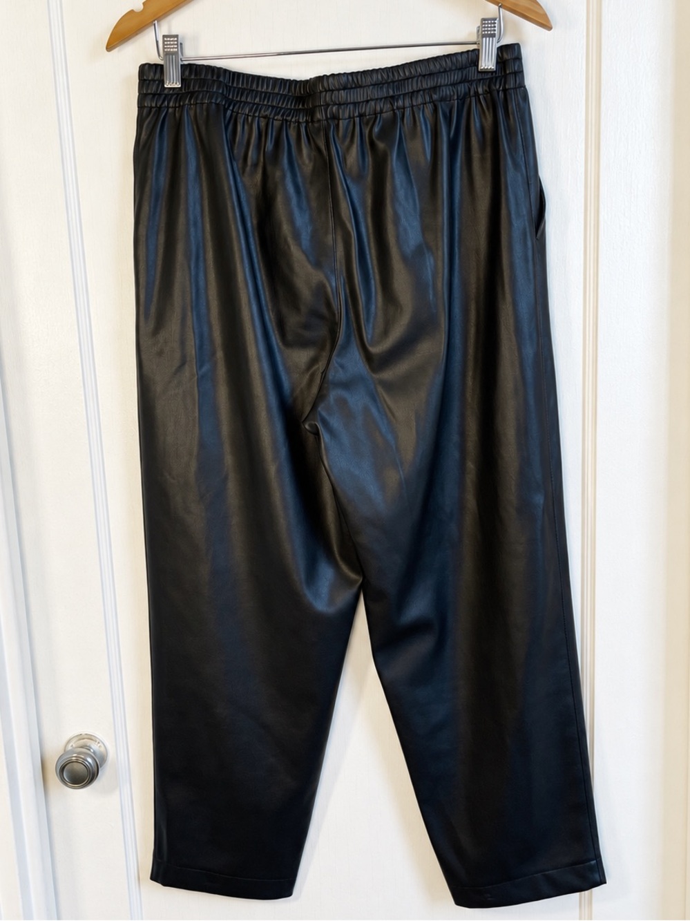Madewell Black Vegan Faux Leather Trousers Pants Pull On Elastic MC153 - Picture 2 of 9